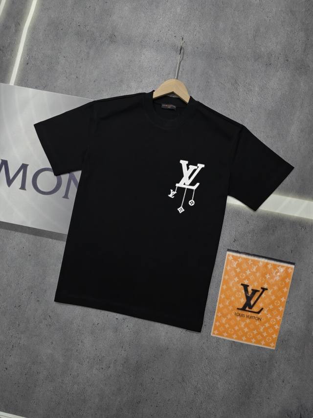 实拍 Nfc芯片感应 Louis Vuitton 路易威登 短袖T恤 Lv驴牌 Logo字母印花短袖T恤 男女同款 面料：原版同步330克重双纱100%纯棉 超