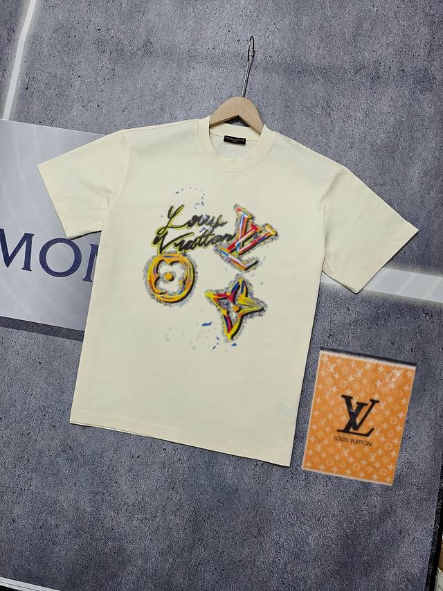 实拍 Nfc芯片感应 Louis Vuitton 路易威登 短袖T恤 Lv驴牌 涂鸦三花Logo字母印花短袖T恤 男女同款 面料：原版同步330克重双纱100%