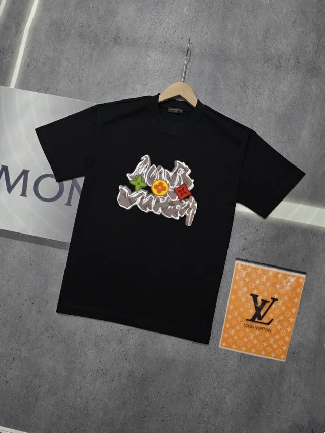 实拍 Nfc芯片感应 Louis Vuitton 路易威登 短袖T恤 Lv驴牌 三花Logo字母印花短袖T恤 男女同款 面料：原版同步330克重双纱100%纯棉