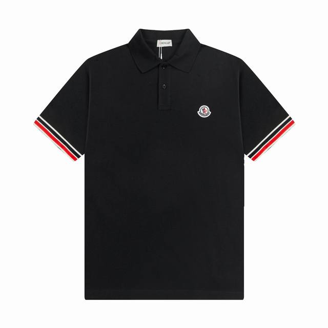 品牌：蒙口 Moncler 面料：纯棉珠地 原版面料 克重：230 颜色：黑色 白色 蓝色 尺码：M-Xxl 国际顶级设计师匠心之作 经典款 百年不衰 领口拼接