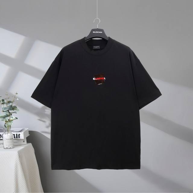 B169# 市场顶级品质 Balenciaga 巴黎世家2025Ss 美工胶带压胶小字母Logo刺绣短袖T恤 Logo采用进口田岛刺绣工艺 胶带采用进口胶浆压胶