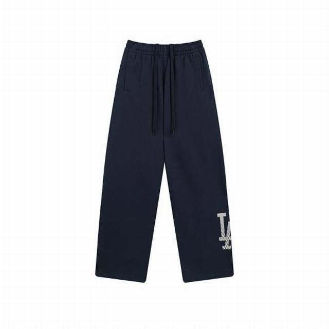 V811# Mlb官方男女情侣老花印花Logo运动长裤时尚休闲裤23秋季新款Ptm02 面料：380克纯棉羊毛圈 颜色：黑色 奶油色 深蓝 码数：S 建议130