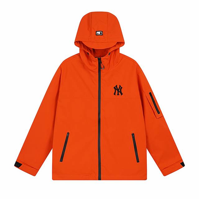 9905# Mlb官方 男女同款大标冲锋衣连帽外套情侣Wjb03 面料：75D高弹冲锋衣 颜色：黑色 灰色 桔色 蓝色 尺码：S 建议120斤以内 M 建议14