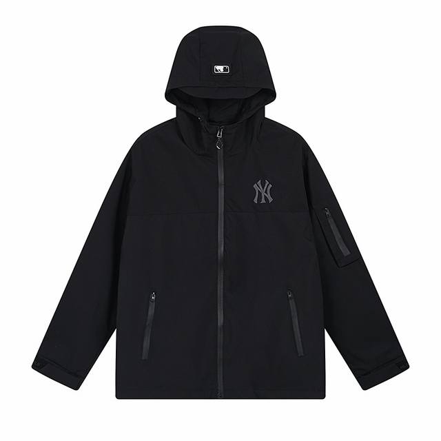 9905# Mlb官方 男女同款大标冲锋衣连帽外套情侣Wjb03 面料：75D高弹冲锋衣 颜色：黑色 灰色 桔色 蓝色 尺码：S 建议120斤以内 M 建议14