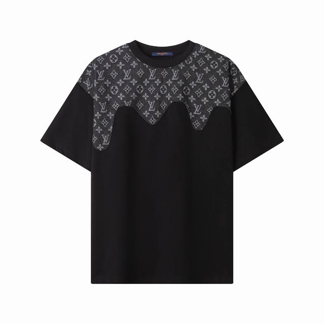 5208款，高端定制，独家最高品质版本L*家Logo洗水牛仔贴布链条圆领短袖T恤，采用独家定制290G原版1:1双股双纱纯棉面料，定织定染同缸无色差罗纹，定制1