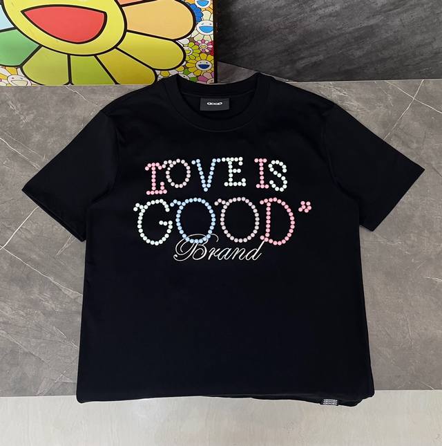 款号 G157 Good 糖果彩虹珍珠刺绣圆领短袖 Goodbrand官网Zp同步新款T恤 面料采用32支双纱290克高克重纯棉面料 同缸定织定染原版同色螺纹