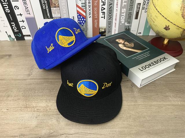9117# #Nba篮球勇士球帽平沿帽子运动休闲帽子男士遮阳帽# 可调节 颜色：黑色 蓝色