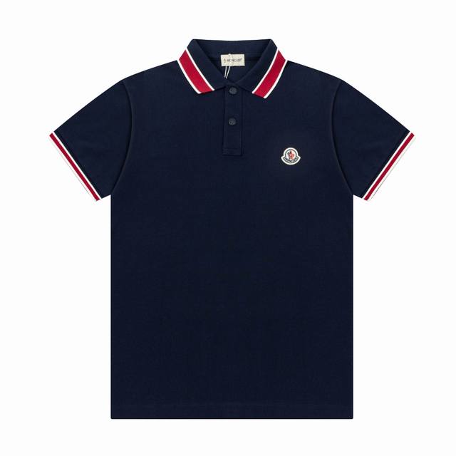 新款上架 蒙口新款上架Polo衫短袖 定制220克纯棉珠地面料，精工制作 防伪细节到位 三标齐全 袖口织带 进出专柜无压力 颜色：黑色 白色 宝蓝 尺码：M-X