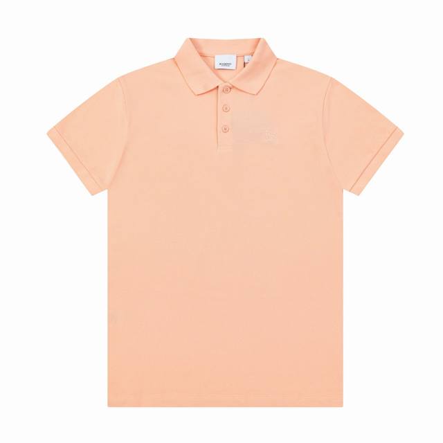 Bur春夏翻领Polo衫新款 经典战马刺绣Logo标识，定制字母标识纽扣，细节到位，采用 100% 棉质珠地布制成，手感舒适，配备用扣，三标齐全 颜色：黑色 白
