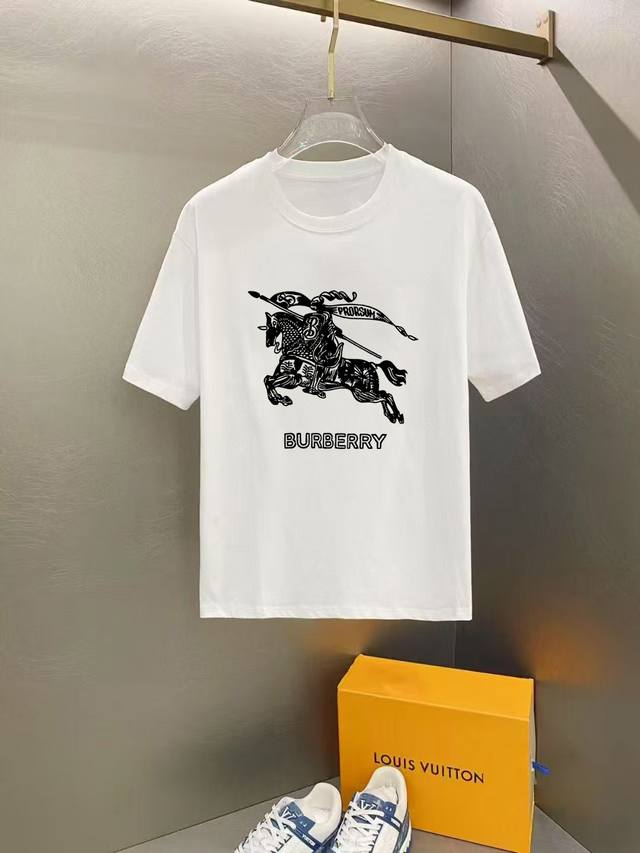巴宝莉 2025早春新款首发专柜最新款短袖圆领T恤 高端订制 设计前卫时尚！高端定制高支长绒棉面料.穿着舒适.专柜级别精致车线.做工精细.上身效果无敌帅气！型男