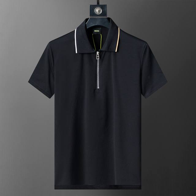 春夏官网同步新款翻领Polo T恤，双面棉面料 原版五金 款式时尚 帅气，面料舒适，做工严谨 ，走线工整。上身效果好 码数 M-3Xl 黑色