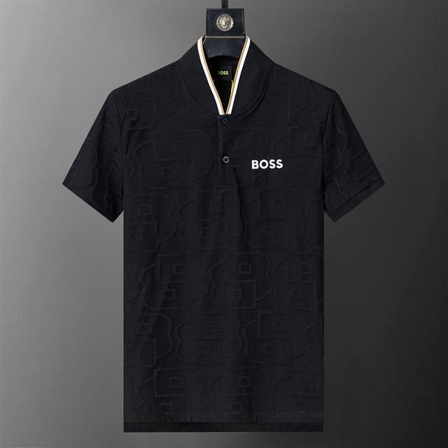 春夏官网同步新款翻领T恤Polo，提花面料 款式时尚 帅气，面料舒适，做工严谨 ，走线工整。上身效果好 码数 M-3Xl 黑色