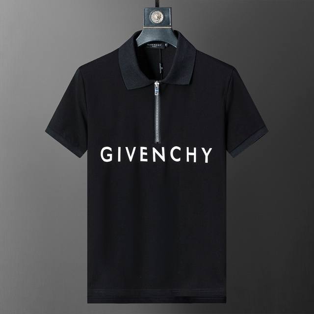 春夏官网同步新款翻领T恤Polo，丝光珠地面料 款式时尚 帅气，面料舒适，做工严谨 ，走线工整。上身效果好 码数 M-3Xl 黑色