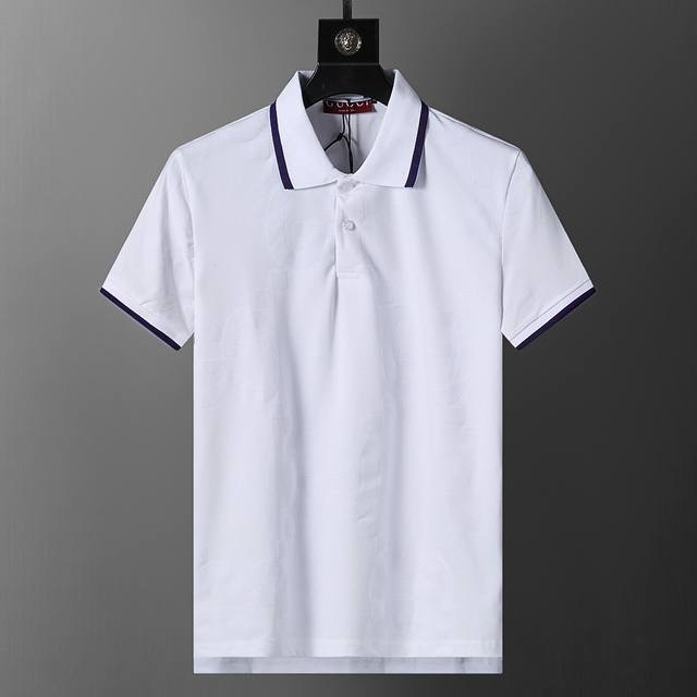 新款高品质翻领Polo衫，金属Logo扣子，做工精致，官网同步，时尚百搭M-3Xl