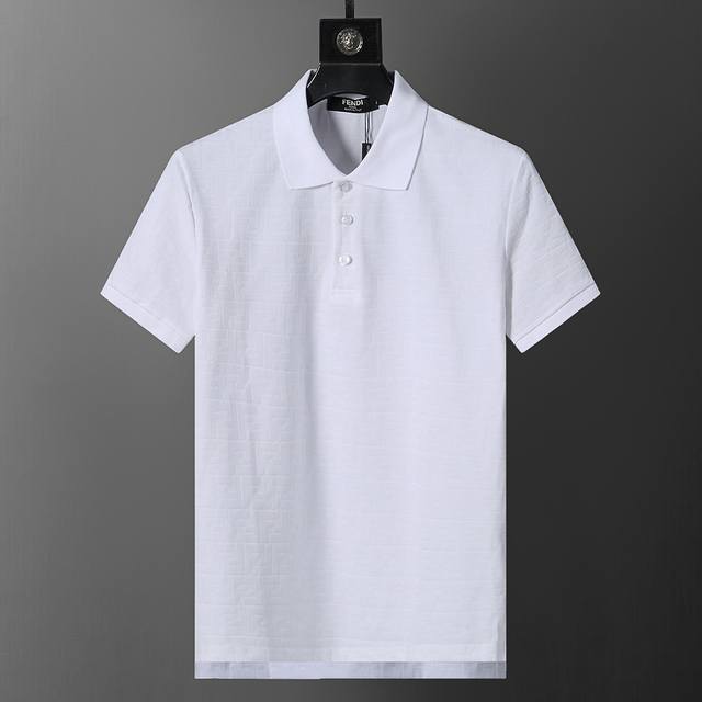 新款高品质翻领Polo衫，金属Logo扣子，做工精致，官网同步，时尚百搭M-3Xl