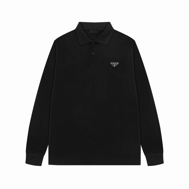 品牌：普拉达 Prada 面料：纯棉丝光珠地 克重：230 颜色：黑色 蓝色 尺码：M-Xxl 原版定制1：1细节还原 三标Logo齐全 拉链钢印Logo 高端
