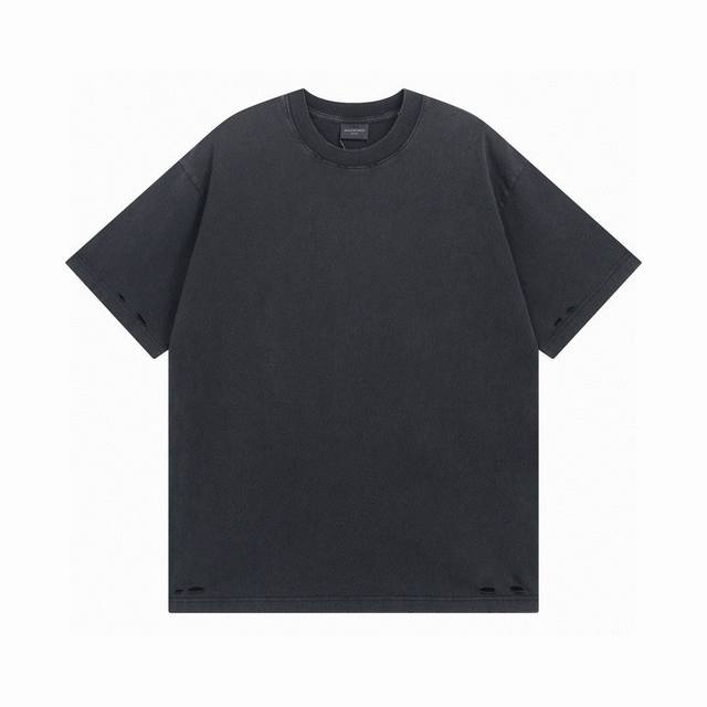 Balenciaga 巴黎世家 2025 Ss 后背字母Logo水洗磨烂破洞做旧短袖T恤 本市场No.1的质量 真正天花板品质 全部原版开发注意细节图 避免被盗