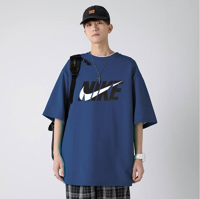 Nike 耐克 夏季专柜同步发售撞色Logo印花纯棉圆领短袖T恤上衣 甄选260G精梳棉纯棉面料，定制螺纹领口，区别市场廉价货，实物质感好到爆，胸前耐克Logo
