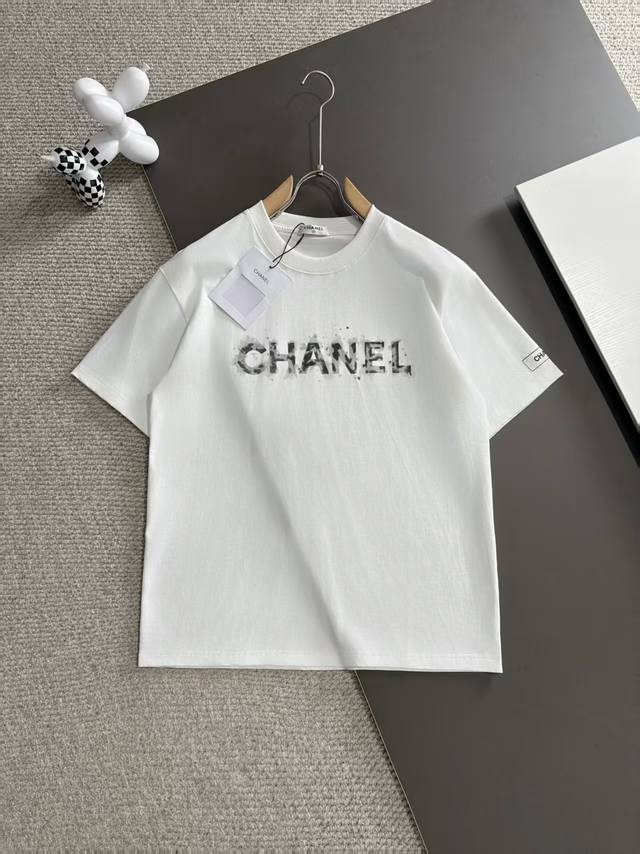 香奈儿 调价 调价商品不退不换白色S9 M3 L13 Xl20 Xxl16