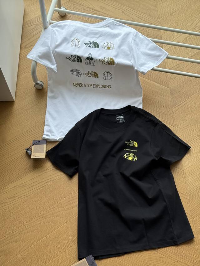 供 The North Face北面 九格帐篷印花 短袖Tee 男女同款黑色 白色 M～3Xl原版纯棉面料，进口原版Logo印花！区别通货版本！各处小细节完美呈