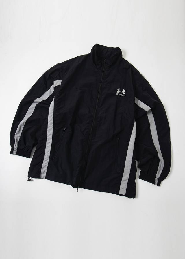 K504# Balenciaga Under Armour 巴黎世家 安德玛 Blcg × Ua 25Ss 81跨界联名拼接刺绣防水冲锋衣夹克外套 正确版本定制