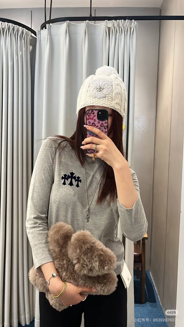 斑鸠灰色，正正好好的版型，干净又利落