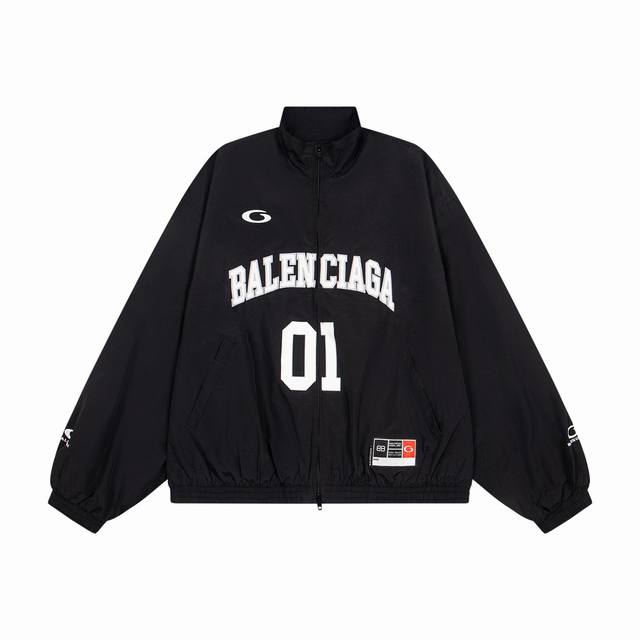 K479# 巴黎世家 Balenciaga Blcg 25Ss 77 半环01刺绣篮球系列冲锋衣夹克 正确版本定制消光塔丝隆冲锋衣面料 面料整体做防水涂层预处理