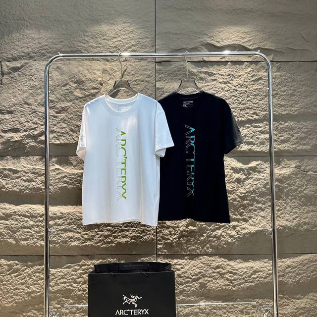 供 官网同款-始祖鸟Arcteryx Captive Downword 男女同款休闲透气圆领爽棉短袖T。5A物理抗菌面料！吸湿冰感排汗无痕短袖 重磅打造最新款短