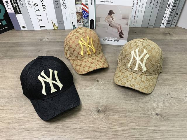 9679# #Gucci古驰联名Ny刺绣硬顶棒球帽经典款男女休闲显脸小鸭舌帽户外情侣帽子百搭#可调节颜色：黑色 卡其色白标 卡其色金标