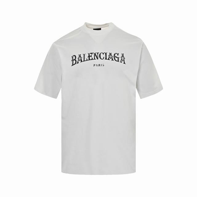 Balenciaga 巴黎世家 24Ss 梵文字母立体印花短袖面料采用240克精梳全棉材质，成衣水洗工艺，印花采用进口水浆丝网印花工艺，定制辅料，大厂出品非常考