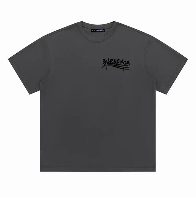 Balenciaga巴黎世家涂鸦短袖半袖T恤- 采用260G双纱100%新疆精梳纯棉面料- 采用过肩拉条工艺，百洗不变形！-采用高端印花，百洗不开裂！- 宽松版