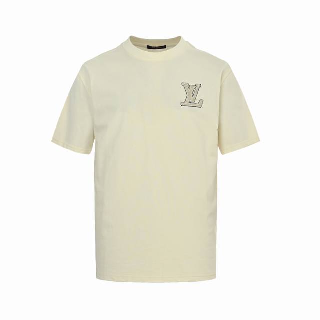 Louis Vuitton 路易威登 25Ss 编织刺绣字母Logo短袖刺绣小Logo短袖 采用32支双纱精梳平纹260G，面料订染颜色，后整蚀毛后，对照原版做