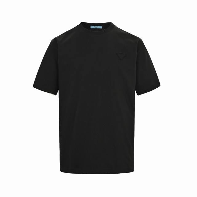 Prada 普拉达 25Ss 贴布三角标短袖定制280克全棉双纱硬挺面料 布面干净 布纹清晰 手感非常细腻扎实 更加力挺 舒适透气不易变形不易褶皱1×1索罗娜螺