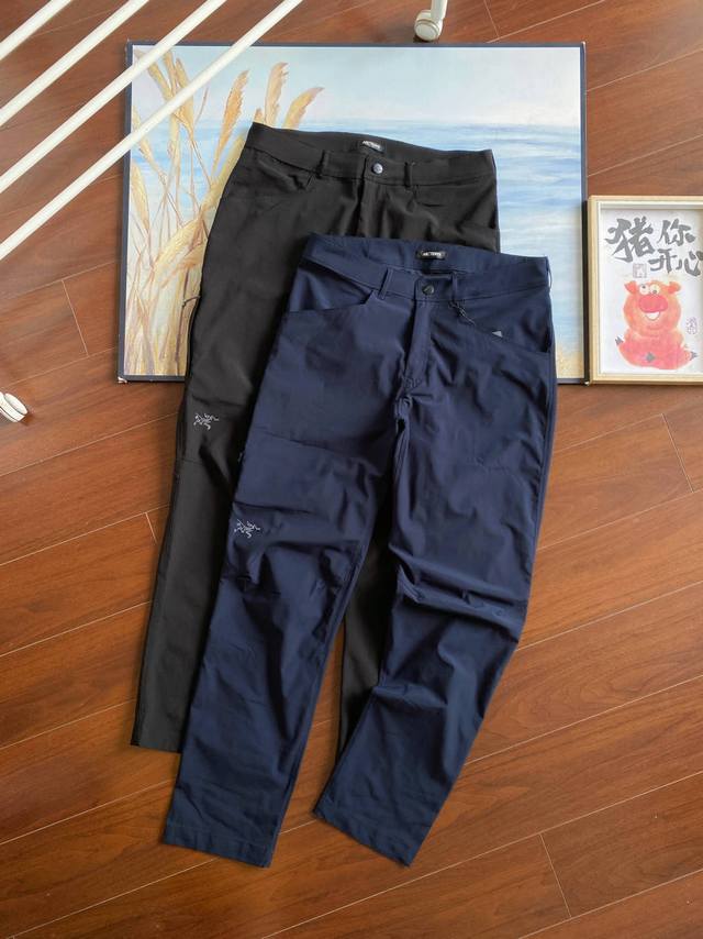 高品质好货！2025Arc'teryx 始祖鸟 Kragg Cotton Pant春夏顶级科技速干刺绣Logo长裤整条裤子由多达二十多块立体裁片拼接制作而成 高