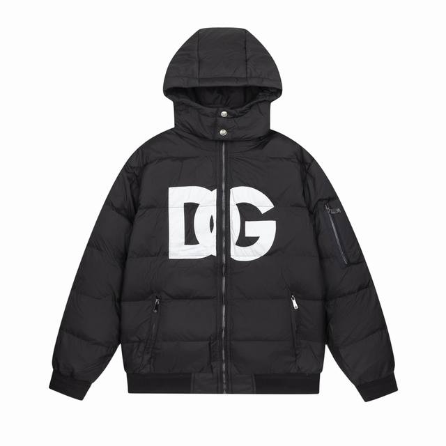 囍 Di&G 杜嘉班纳 秋冬新款羽绒服 原版1:1订制五金配件全进口原版定制 欢迎专柜对比 绝对的高品质 采用顶级90白鸭绒 超柔软 充羽量蓬松饱满 超级重工