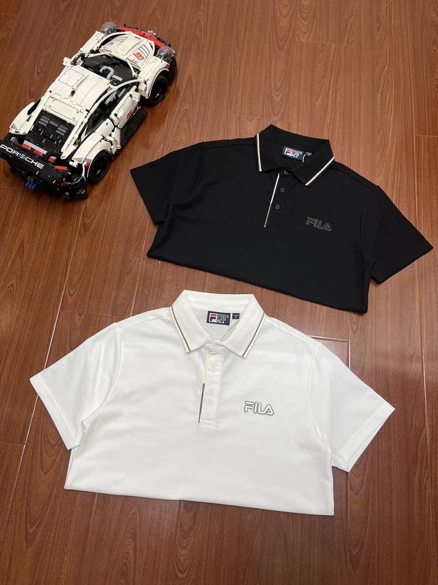斐乐Fila2025夏季款，官W同步开售。Fl的好货必入。独家品质！区别市面通货！好货推荐～斐乐再掀起狂潮 男士25Ss夏季商务休闲简约款Polo衫，必入的经典