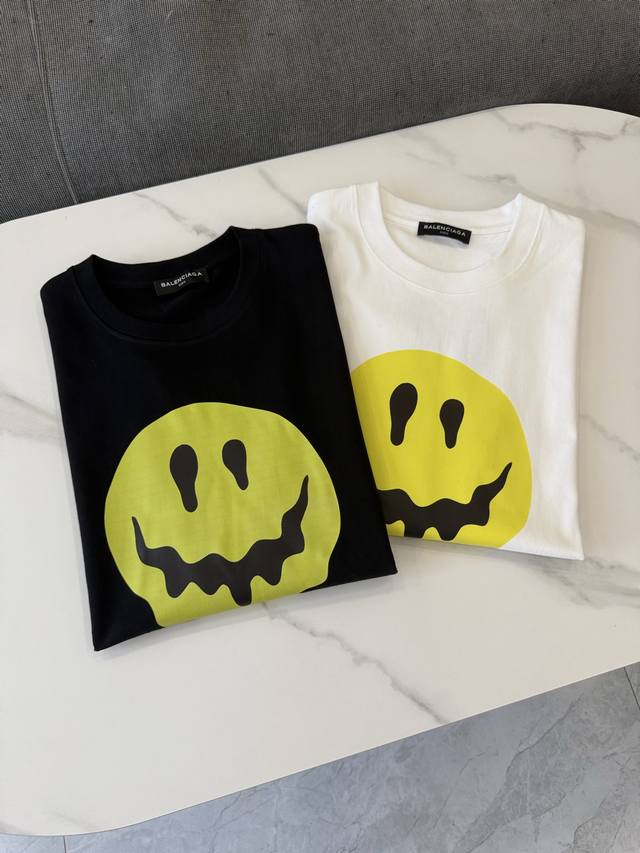 Balenciaga巴黎世家 Ss21 Drip Peace Large Fit 融化笑脸印花休闲短袖T恤-面料采用260G纯棉面料，达到透而不露的黄金平衡点，