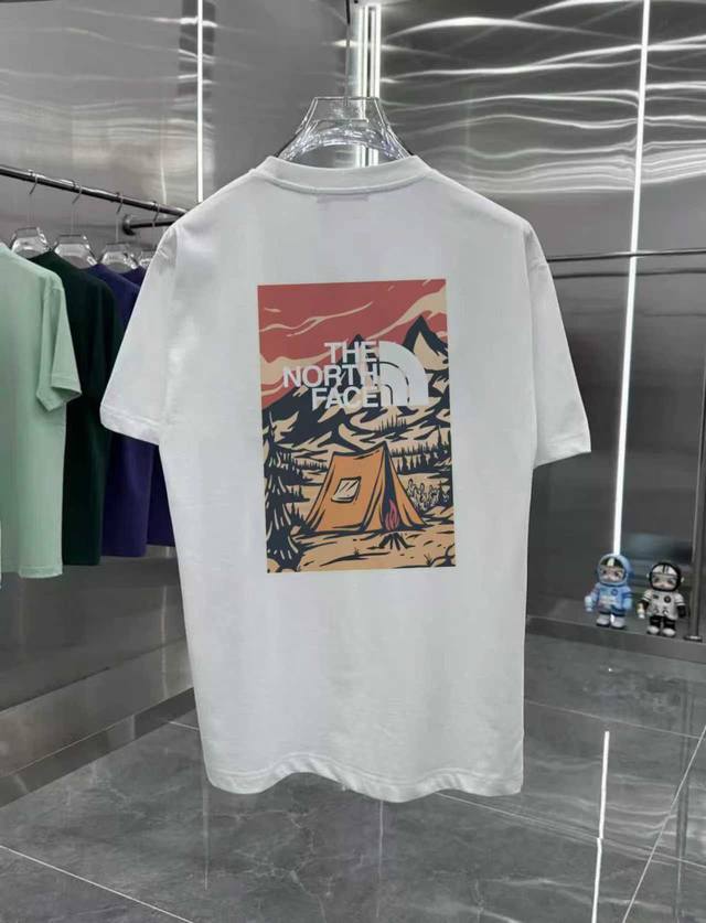 北面系列 专柜款复古情侣 印花短袖T落肩袖重磅2 G精梳棉材质 透气舒适 进口外贸级专柜印花，随意搓洗不褪色不变形。 情侣款 男女同款哦