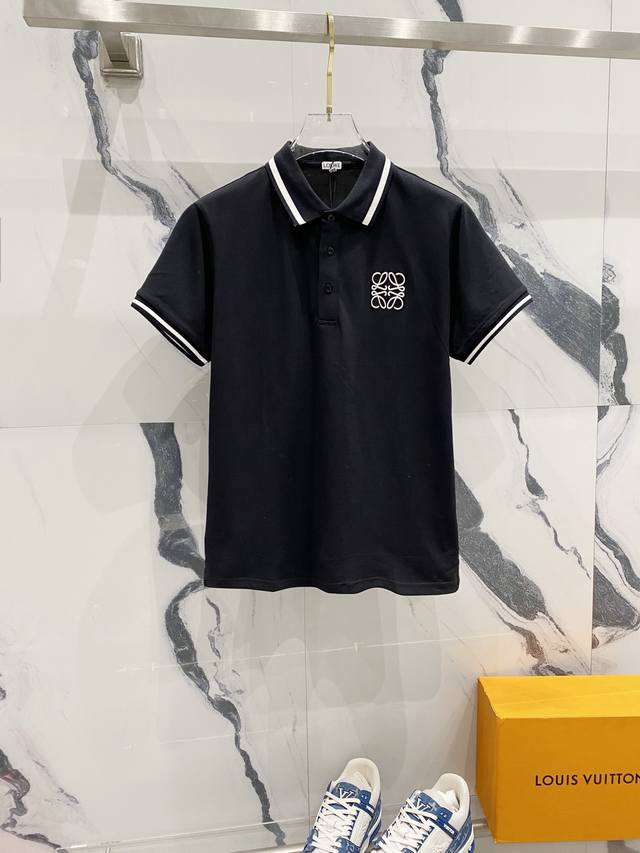 Loewe 罗意威 翻领Polo衫编织撞色领口精致小Logo刺绣标识官方同步 商务首选时尚个性 百搭潮流纯原品质 原版面料吊牌 领标 水洗麦 三标齐全颜色: 黑