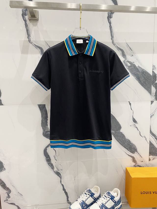 Burberry 巴宝莉 翻领Polo衫刺绣小字母Logo条纹拼接设计官方同步 商务首选时尚个性 百搭潮流纯原品质 原版面料吊牌 领标 水洗麦 三标齐全颜色: