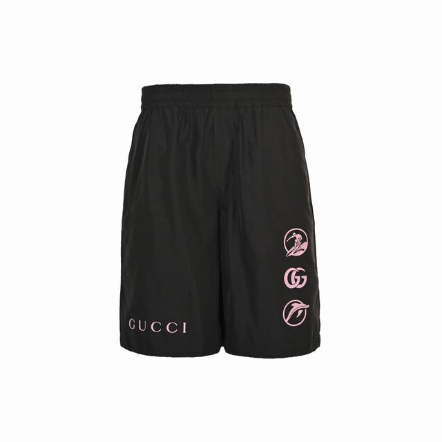 Gucci 古驰 25Ss 滑雪标识撞色短裤定制莱赛尔面料，3D立体裁剪，采用进口机定位光面烫画 通过热转化刻在裤子上 后经高温烫化后图案不变形 持久美观Siz