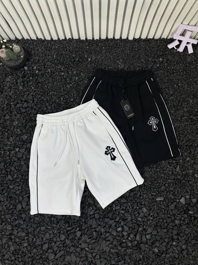 Chrome Hearts 克罗心 夏季新款Logo刺绣设计感松紧系带个性潮流百搭时尚高街美式休闲裤短裤 纯棉面料，舒适又透气 版型宽松非常百搭，高级经典Log