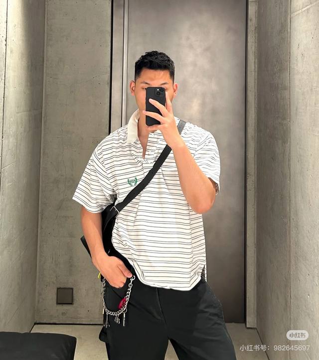 261# 对位花条纹 巴黎世家Balenciaga重工对位花，肩膀融位对位Polo翻领短袖T，宽松版本.男女同款白色，蓝色码数：1234