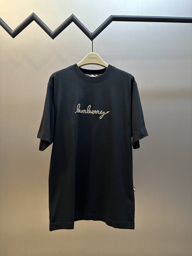 巴宝莉 麻绳战马绣花短袖Size：Xs S M L