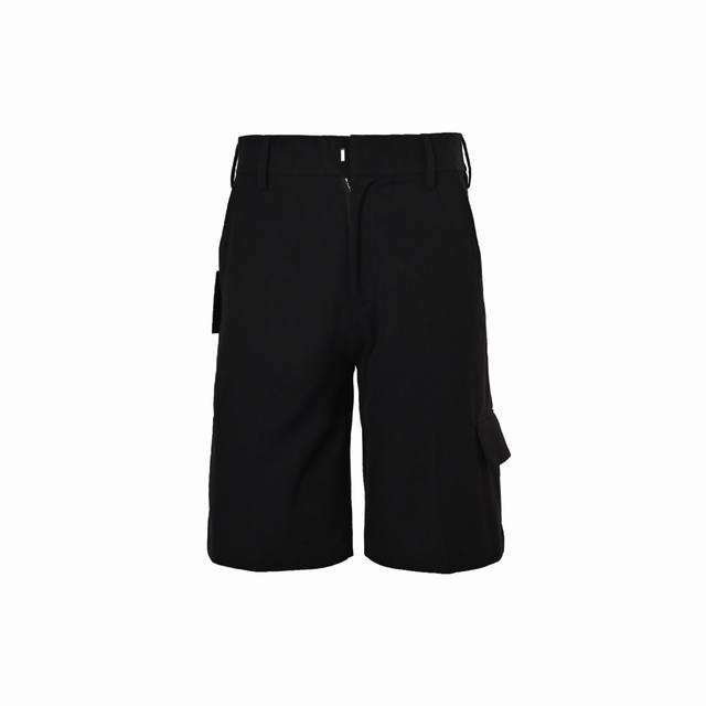 Louis Vuitton 路易威登 25Ss 口袋徽章标签短裤定制极光Tr料 光泽自然 舒适贴肤 经典黑色西裤式做法 侧面口袋设计饰以Lv标签扣为点缀 增添品