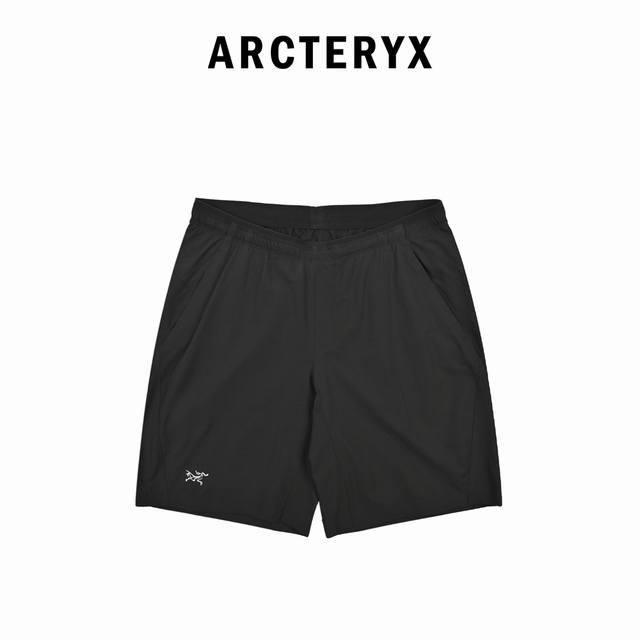 Arcteryx始祖鸟 Aptin Short 轻便耐磨纯色运动休闲短裤 面料材质：采用Fortius Dw1.0双面平织面料，由锦纶87%、氨纶13%构成，具