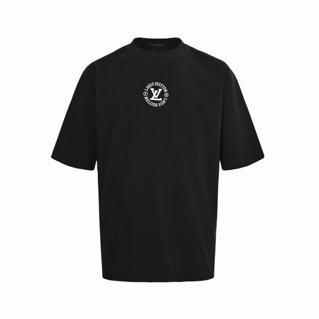 Louis Vuitton 路易威登 25Ss 圆圈字母印花短袖面料采用定制240G 26支特滑双股精棉平纹高密无尘全棉布料。前幅高密度加厚，走线平整，代工品质