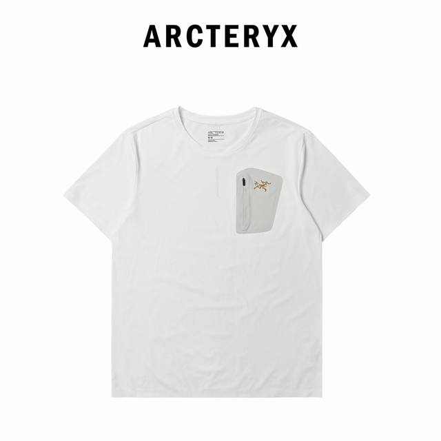 Arc'teryx 始祖鸟夏季速干无痕圆领短袖 冰丝锦伦面料，拉链口袋十拼接设计，官网一致 031 尺码：M一Xxxl 颜色： 白色 黑色 宝蓝