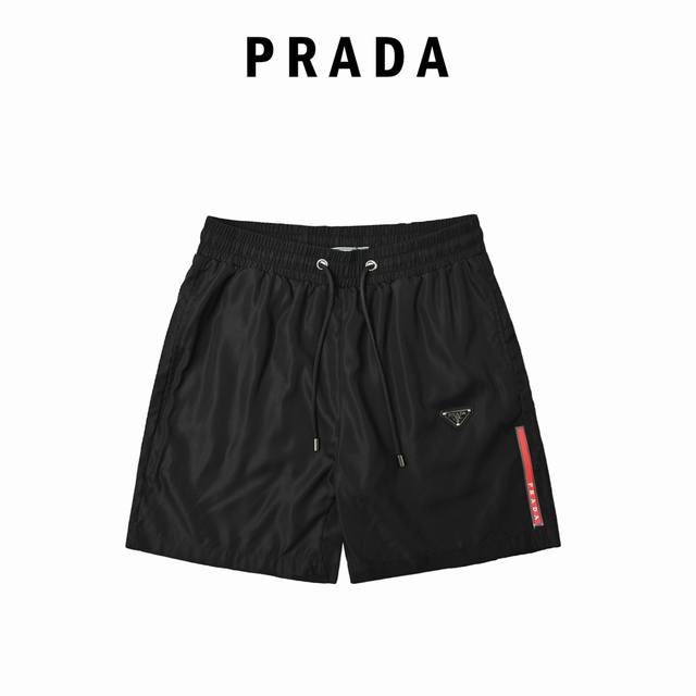 Prada 普拉达 经典红饰条三角标沙滩短裤精工艺梭织面料，定制五金，做工精细，质感一流，垂感十足，享受夏日与海滩的清凉时刻！003 Size:M-3Xl