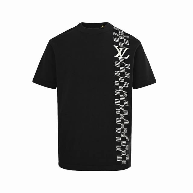 Louis Vuitton 路易威登 25Ss 赛车格子针织短袖#纯棉质材质毛料采用14S细针织片，针织毛料由纯棉纤维制成，具有柔软、舒适、透气、吸湿等特性。其